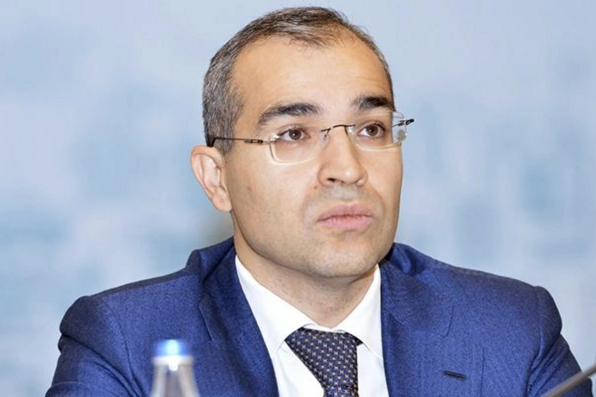 Микаил Джаббаров издал приказ о конце учебного года
