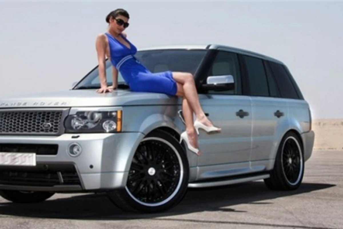 В Баку мебельщик украл деньги, чтобы купить Range Rover