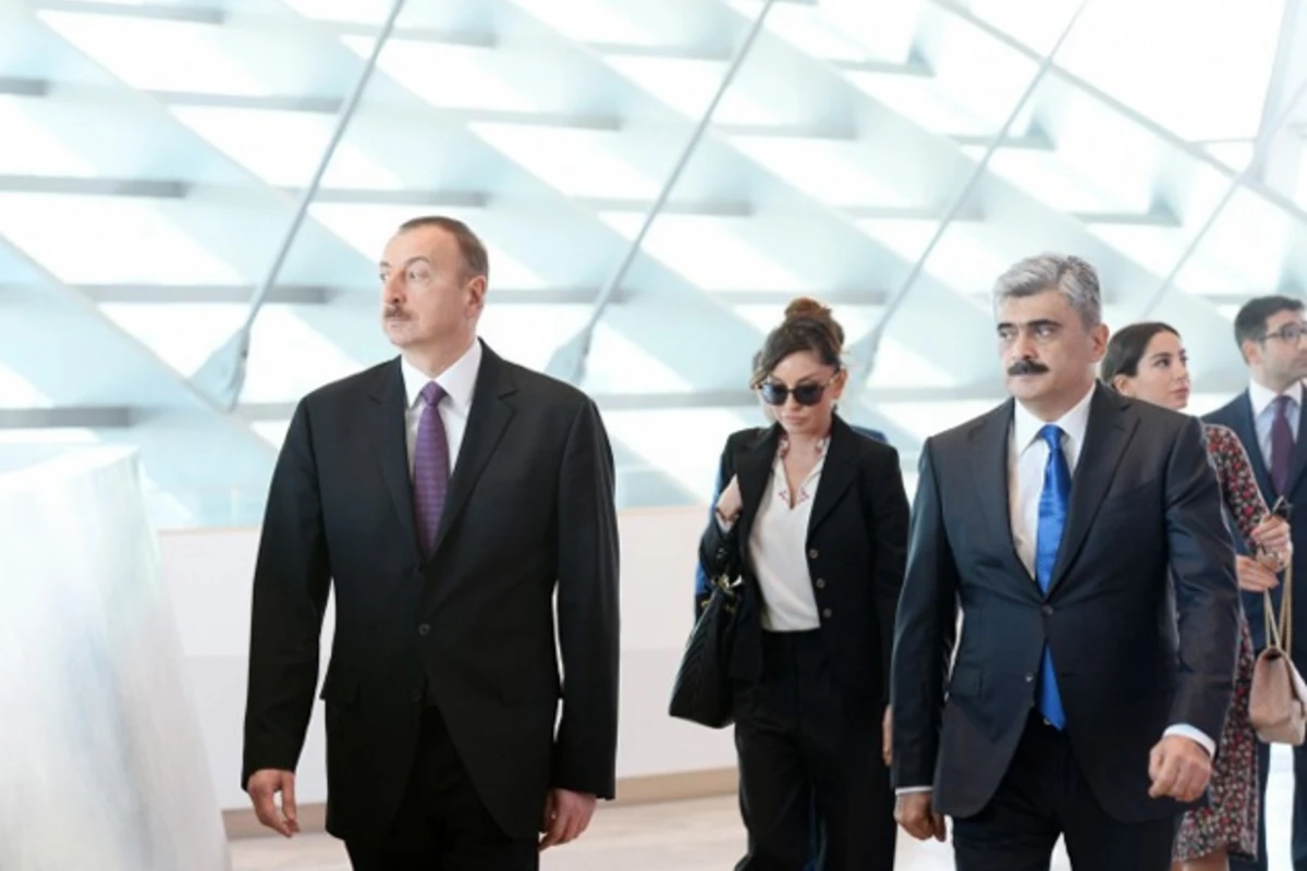 Президент Ильхам Алиев принял участие в открытии Бакинского конгресс-центра