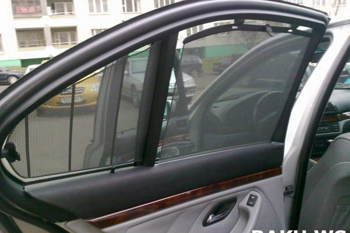 С завтрашнего дня в Азербайджане автомобилистам разрешается использование шторок