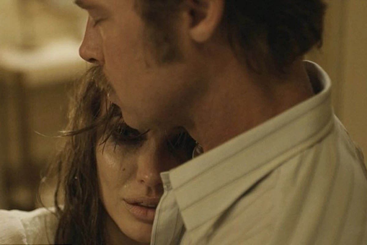 Новый кадр фильма с Анджелиной Джоли и Брэдом Питтом