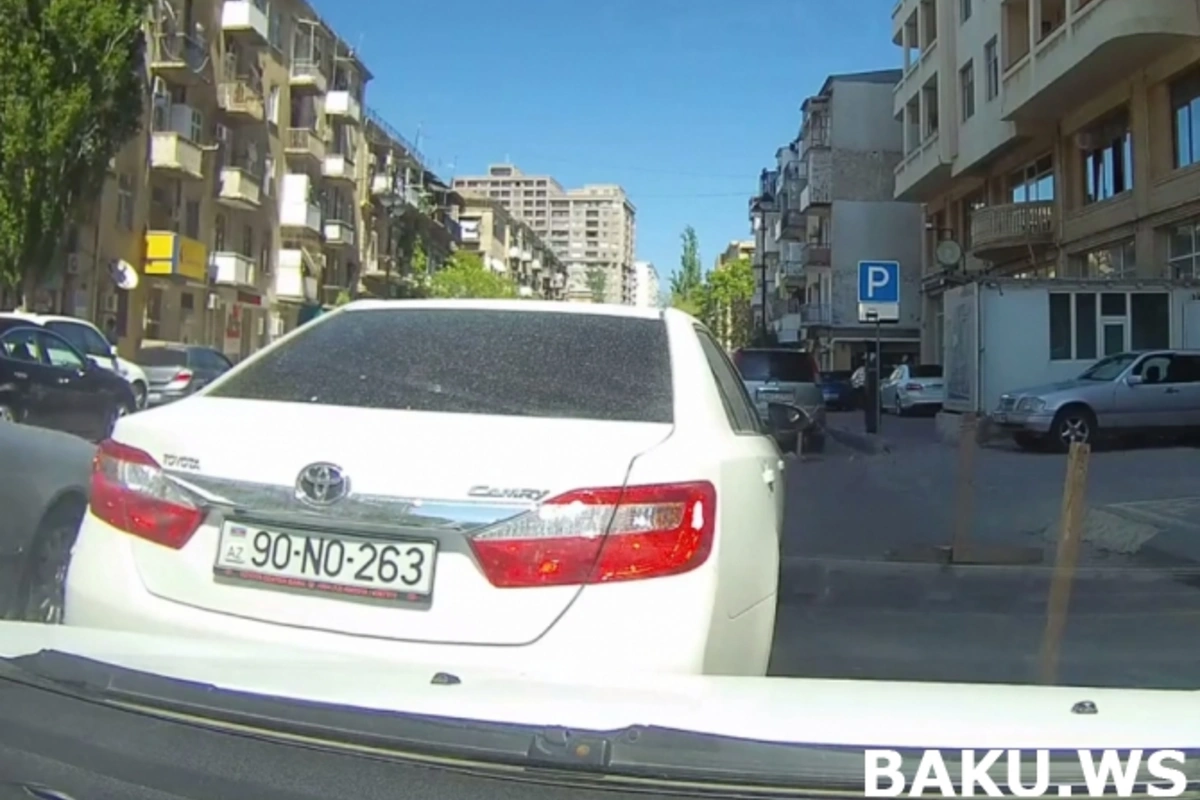 Как угнать автомобиль в Баку за 2 минуты (видео)