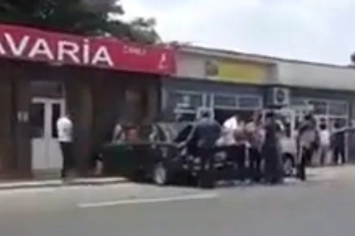 Цепная авария в Баку (видео) Цепная авария в Баку (видео)