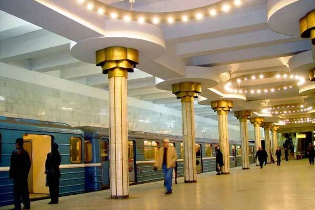 В бакинском метро изменится график работы