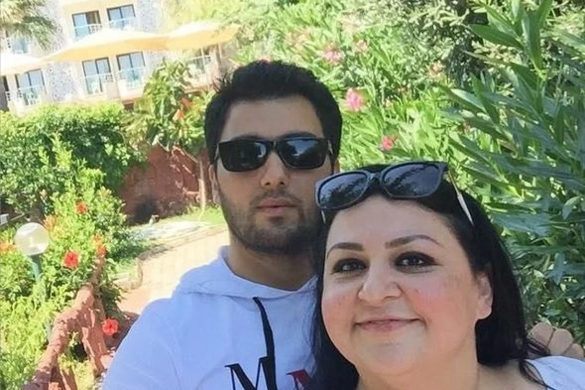 Tунзаля Алиева отдыхает с мужем в Анталии