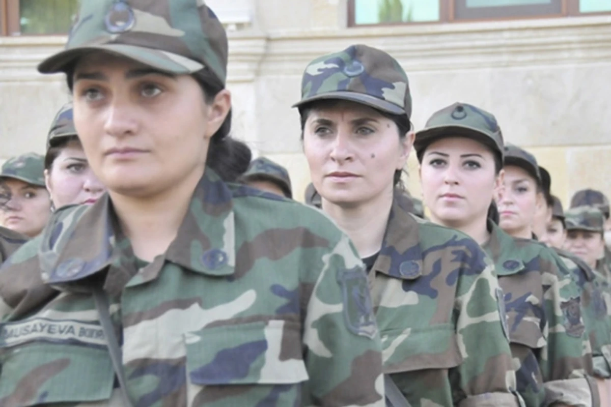 В Азербайджане проходят вступительные экзамены в военные лицеи
