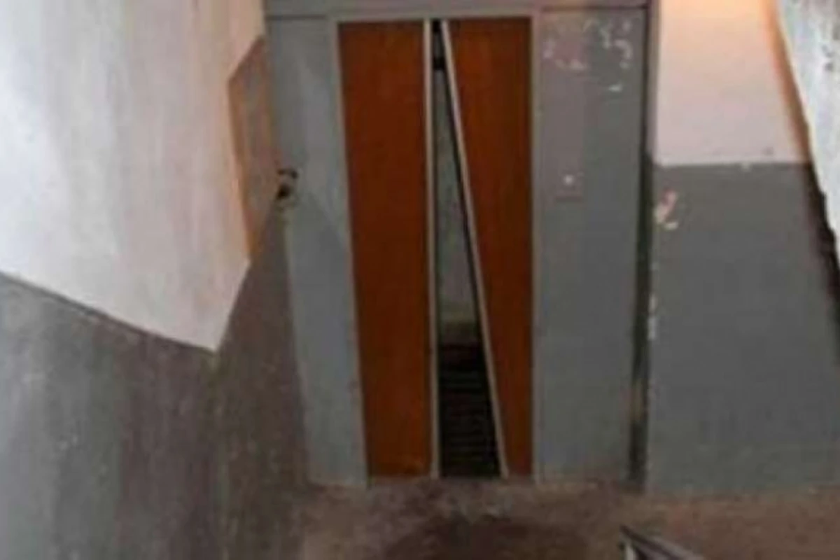В Баку 24-летний парень упал в шахту лифта