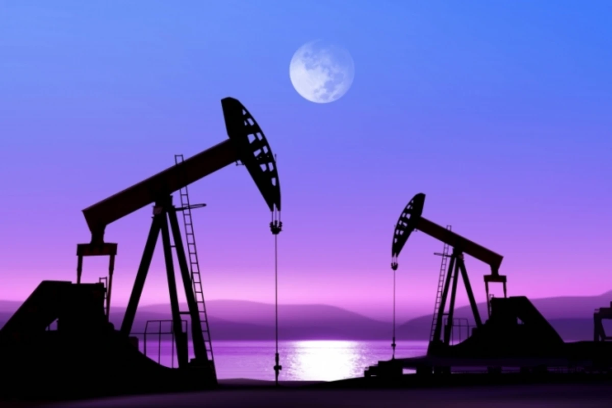 Потенциальное увеличение добычи нефти в Иране продолжает снижать цены на черное золото