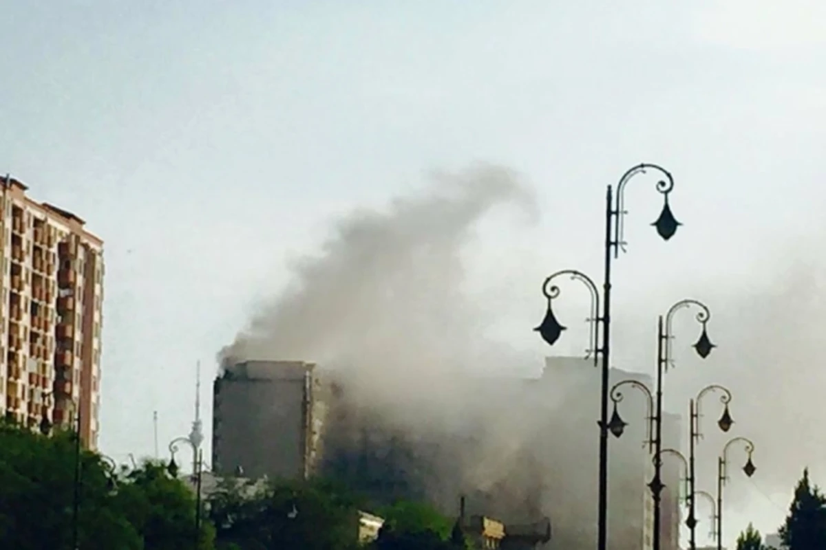 МЧС о вчерашнем пожаре в Баку