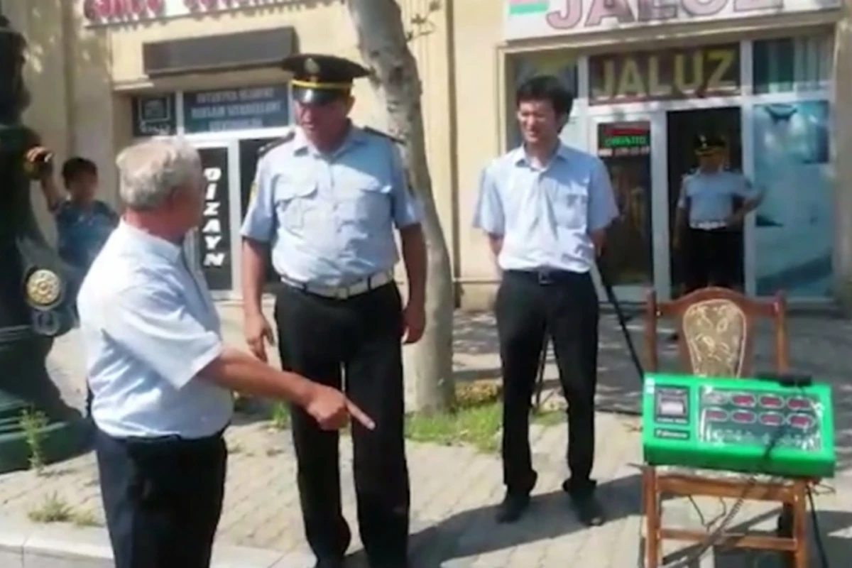 Массовые рейды дорожной полиции в Гяндже (видео) Массовые рейды дорожной полиции в Гяндже (видео)