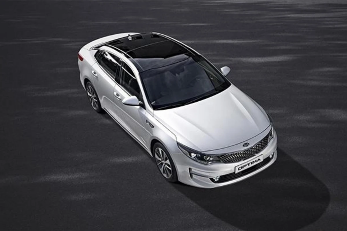 Компания Kia Motors рассекретила новый седан для европейского рынка