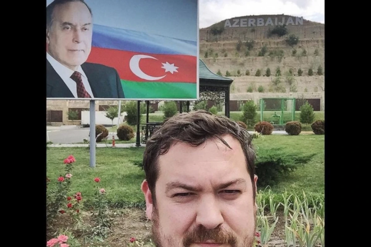 Знаменитый блогер Эрик Давидович: Бог видит, всё сделал для того, чтобы приехать к вам в Баку