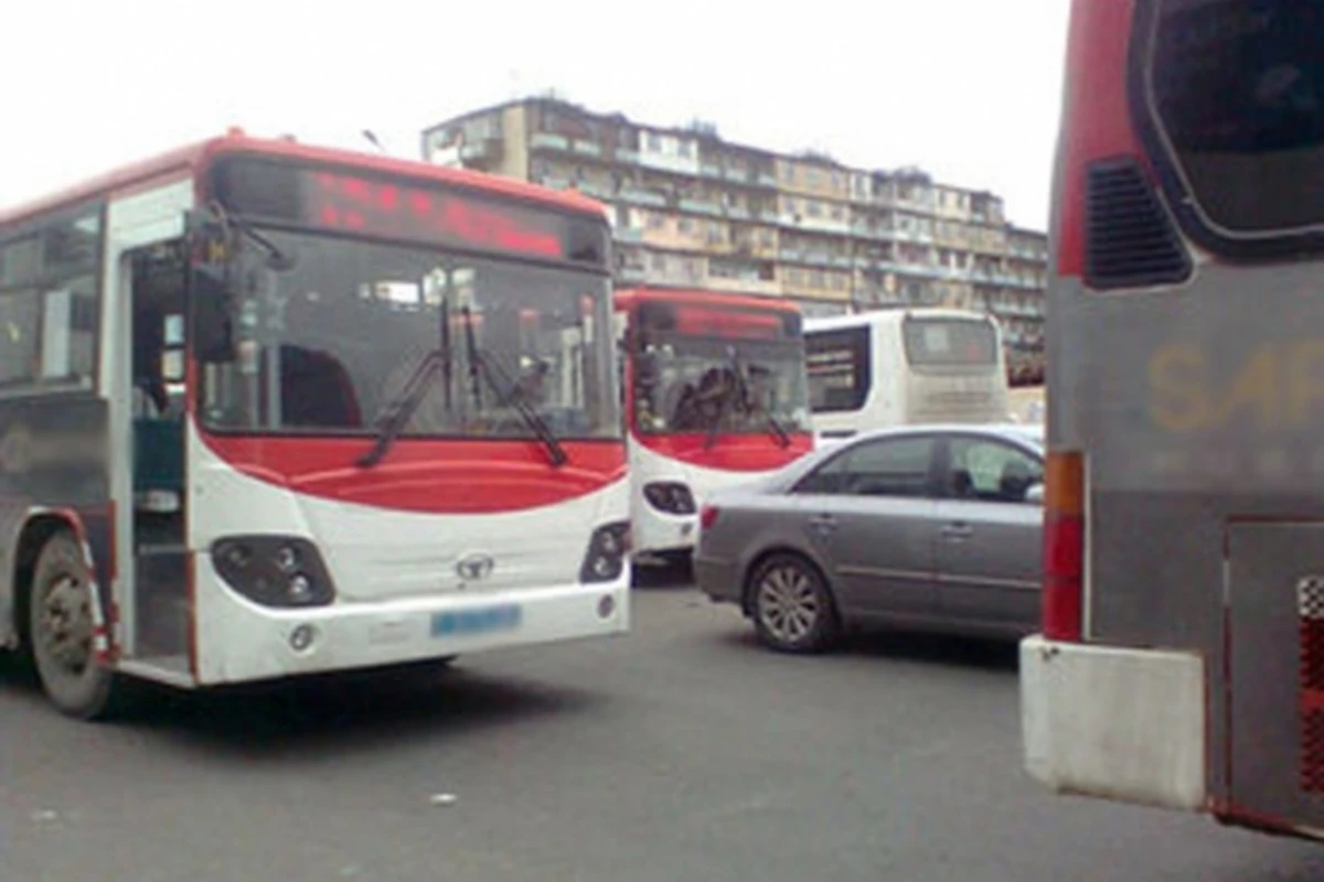 Решение о запрете на остановку автобусов у станции метро «Кероглу»
