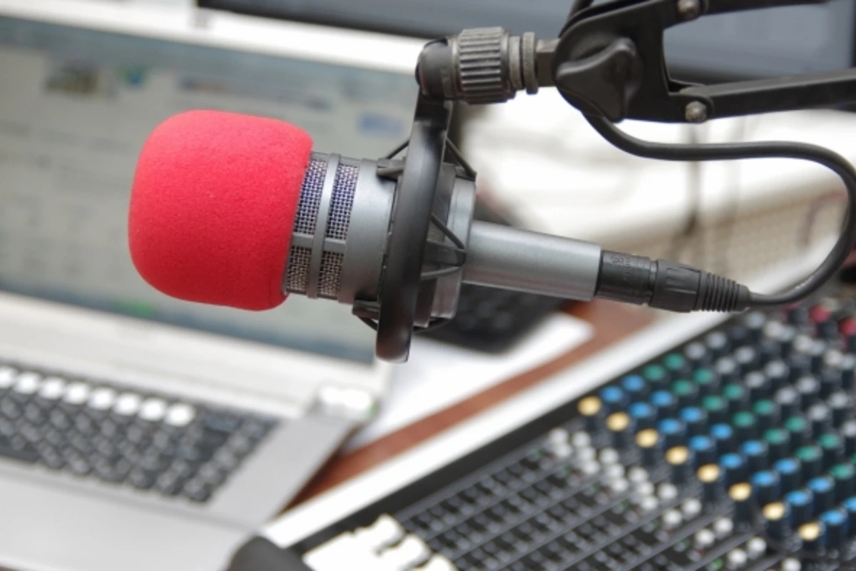 В Баку улучшат качество радиовещания в FM-диапазоне