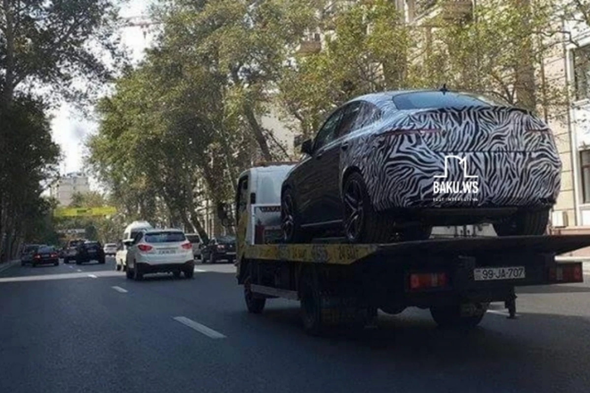 В Баку сфотографировали европейскую новинку от Mercedes