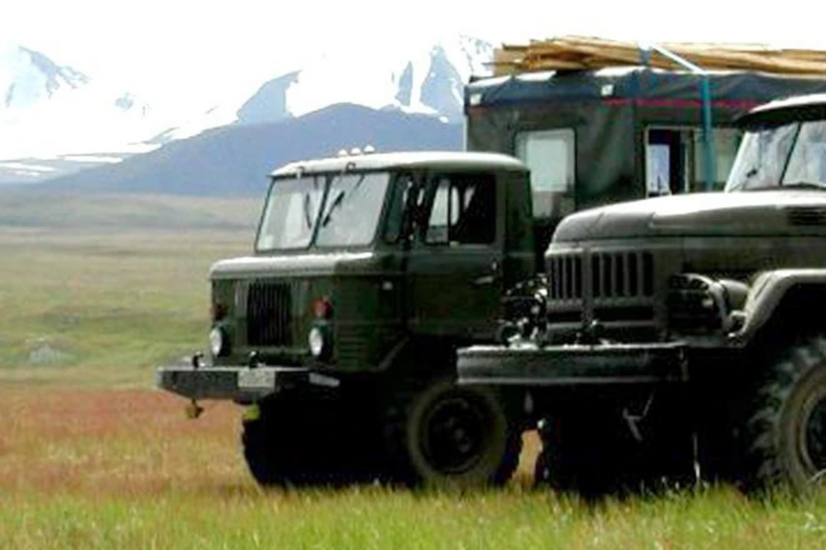 В Нагорном Карабахе подорвался армянский военный КАМАЗ