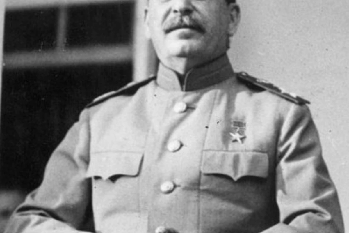 Stalinin Azərbaycanla bağlı bilinməyən sirləri Stalinin Azərbaycanla bağlı bilinməyən sirləri