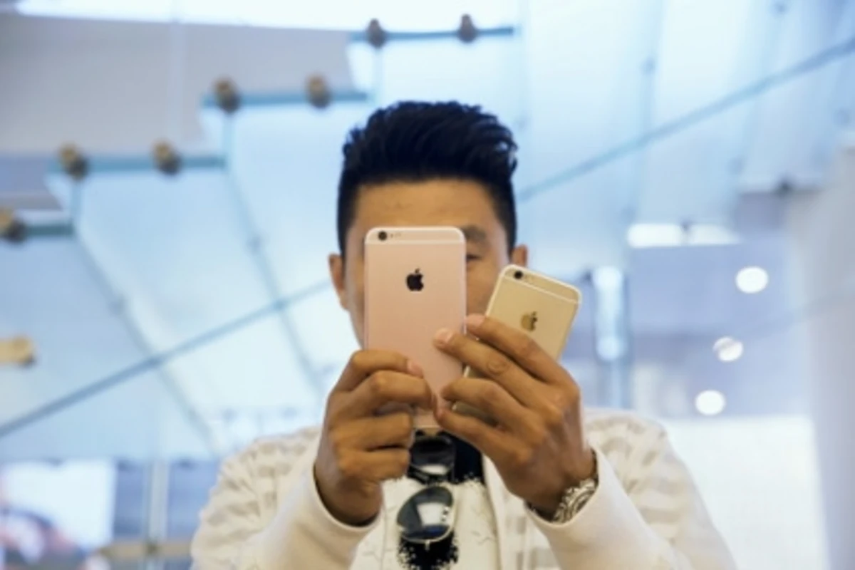 Официальные продажи iPhone 6s и iPhone 6s Plus стартовали в 10 странах