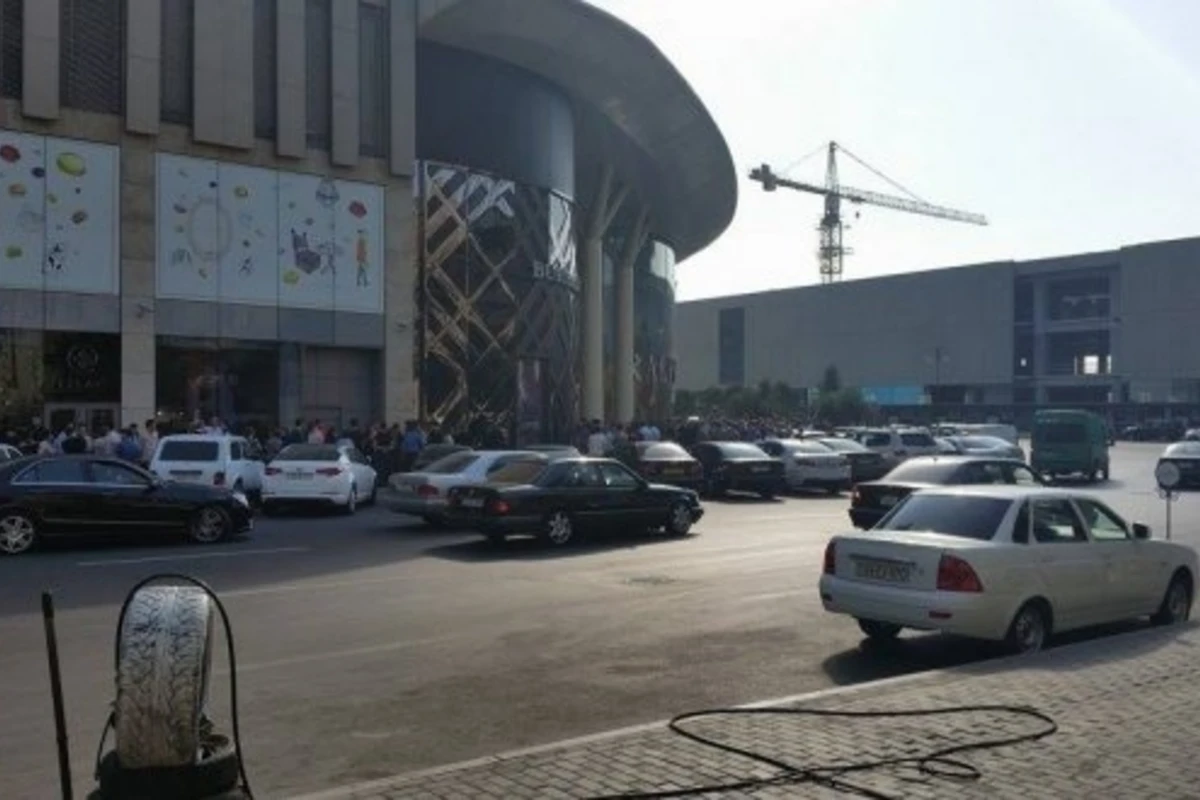 Из Port Baku срочно эвакуированы люди