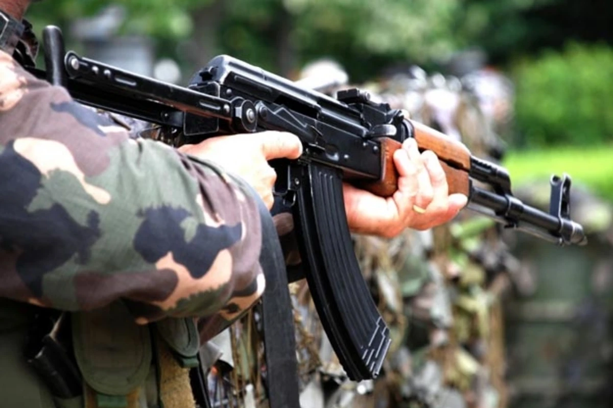 Азербайджан нанес  удар по ВС Армении