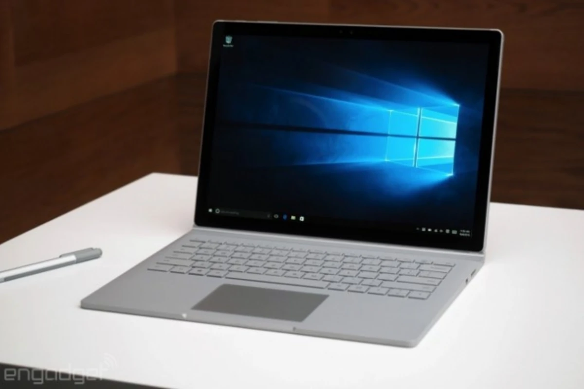 Microsoft выпустила свой первый ноутбук (видео)