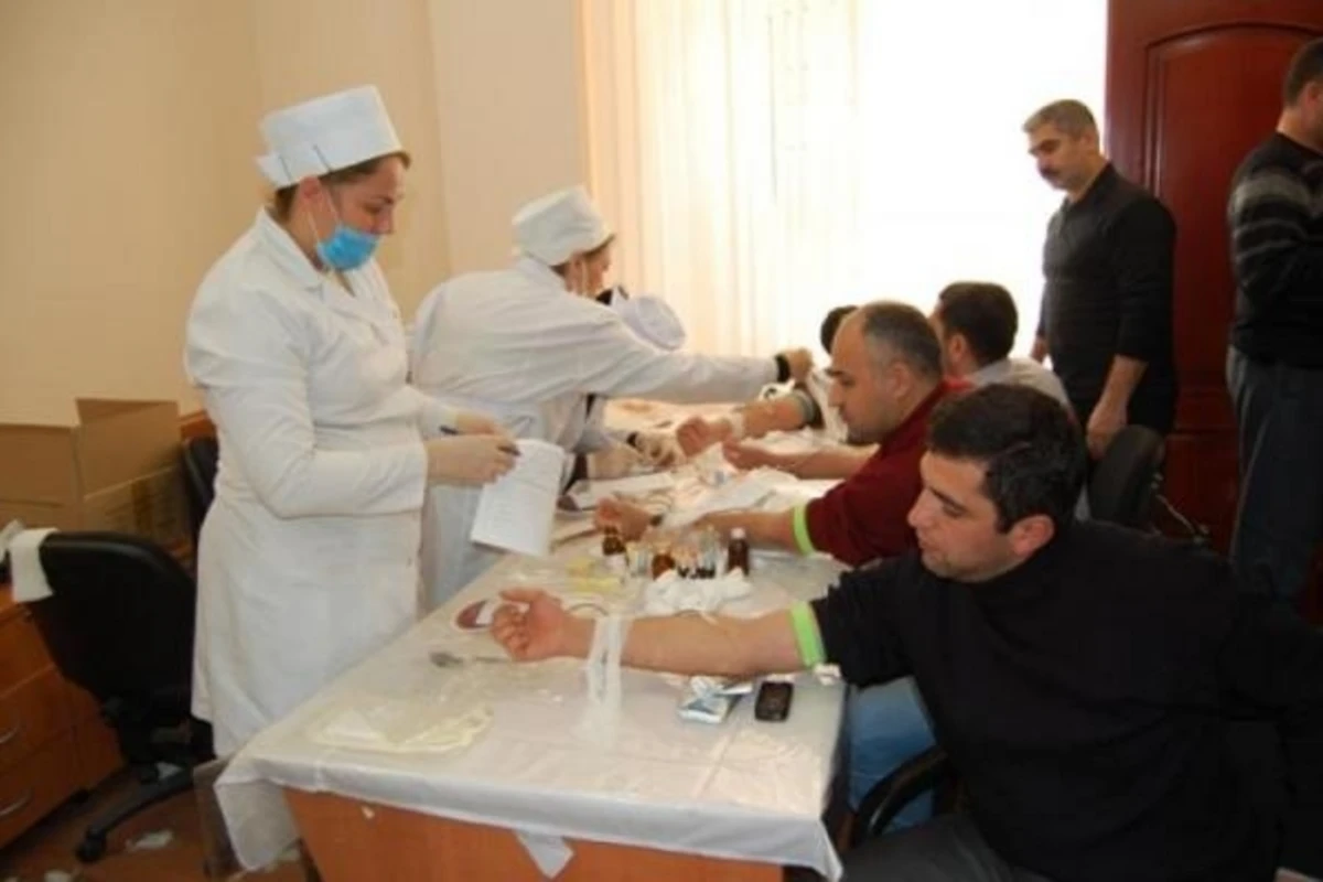 В Азербайджане у 5 человек, сдавших кровь по случаю дня Ашура, выявлены заболевания