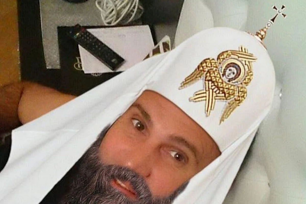 Азербайджанские звезды примерили бороду через приложение Poster Азербайджанские звезды примерили бороду через приложение Poster
