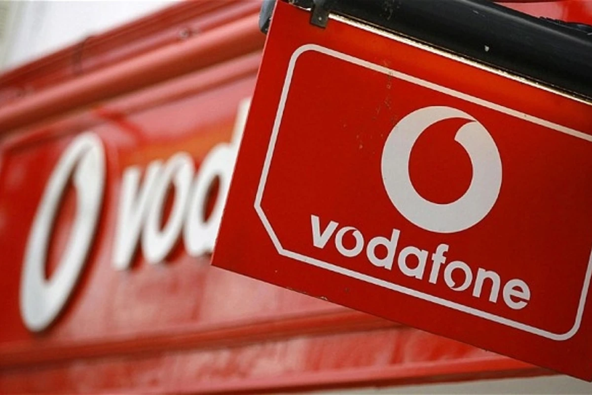 Хакеры похитили данные почти двух тысяч абонентов Vodafone
