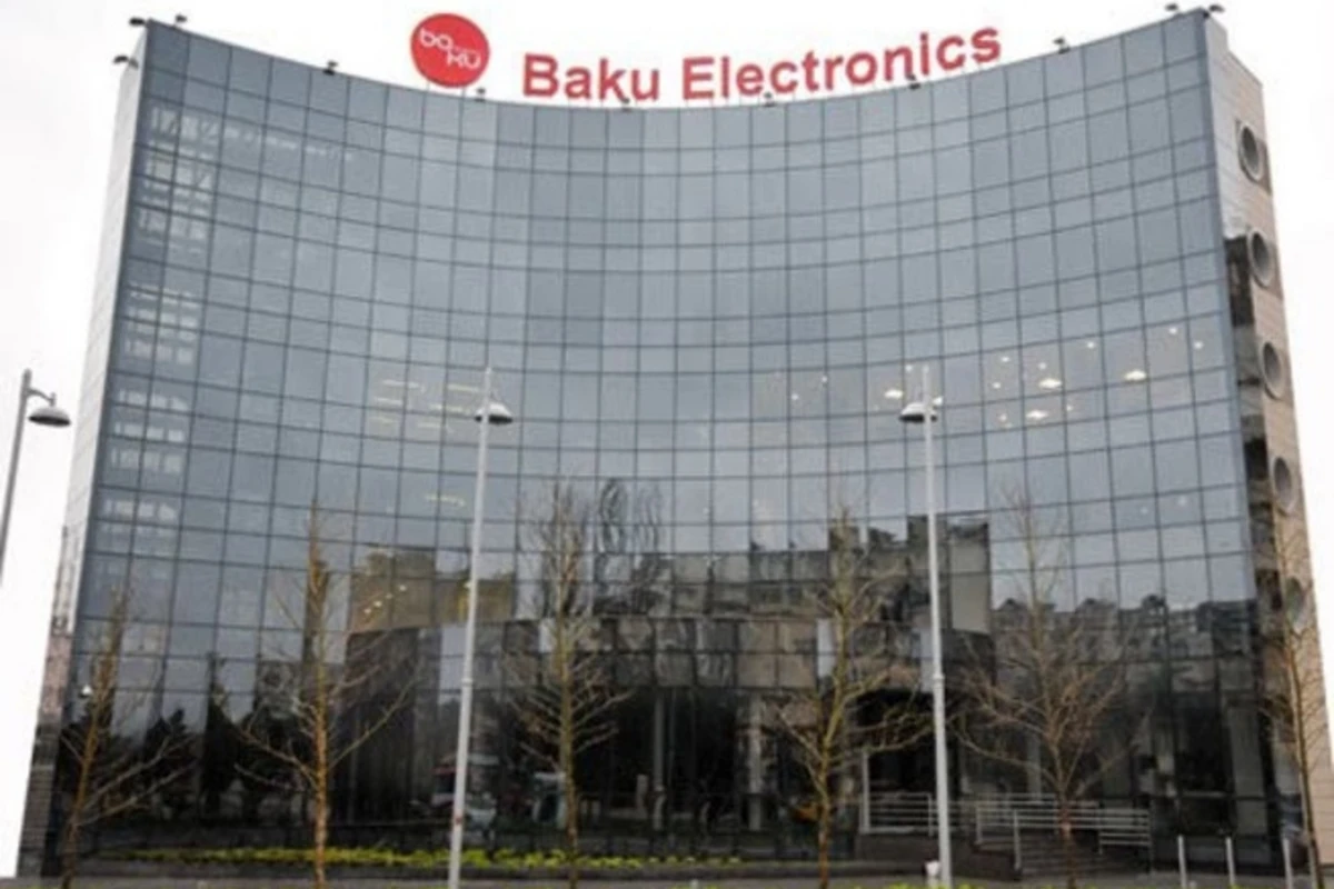 Baku Electronics закрывает два магазина в Баку