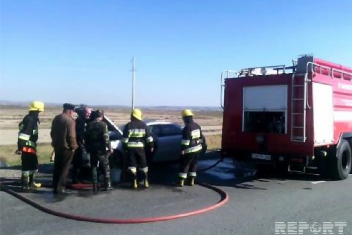 На дороге Баку-Газах загорелся автомобиль, пострадал один человек