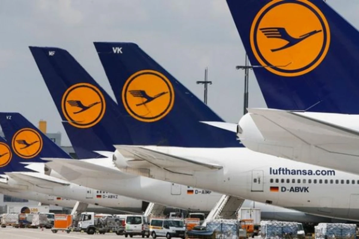 Около 900 рейсов Lufthansa не смогут вылететь из-за забастовки