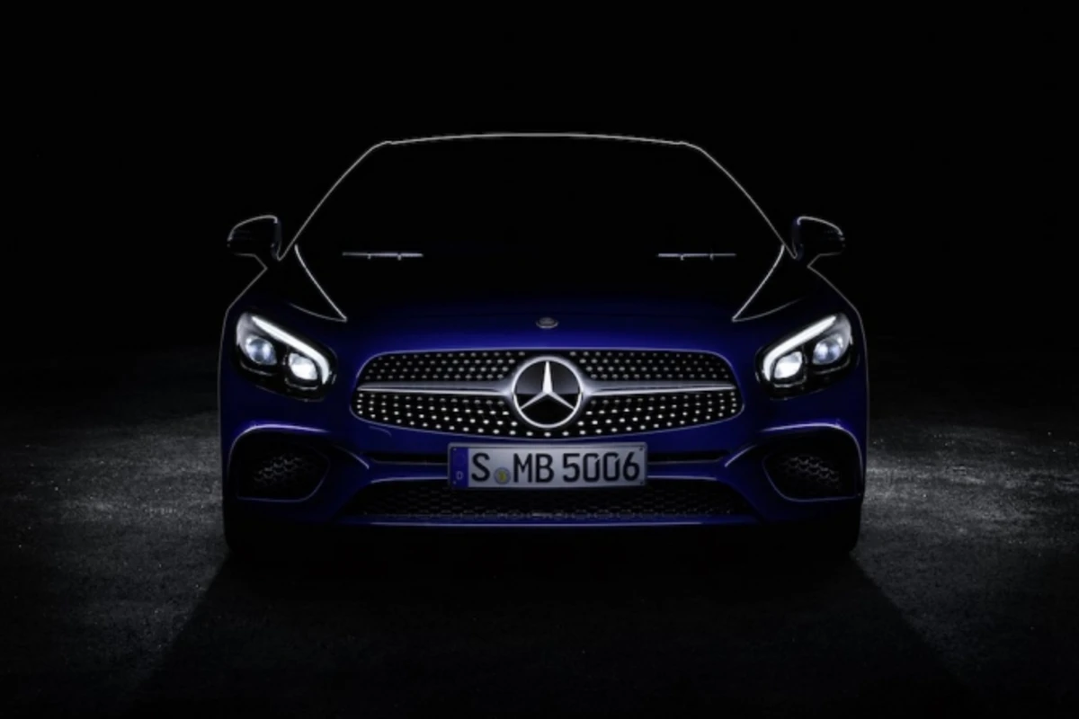Родстер 2017 Mercedes SL перед дебютом в Лос-Анджелесе