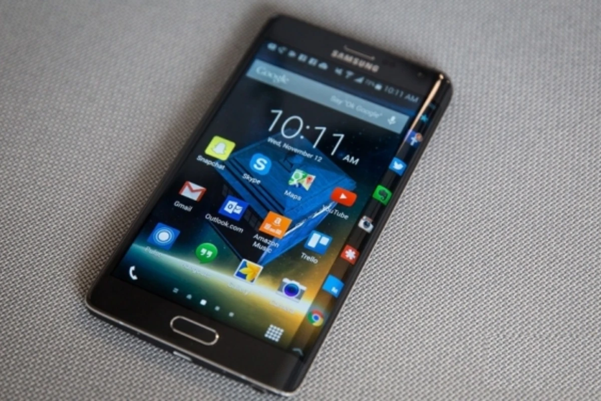 Известна дата анонса новых флагманов Samsung
