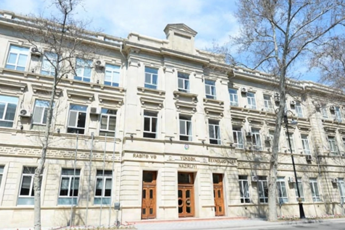 Арестованы более 10 должностных лиц Минсвязи Азербайджана