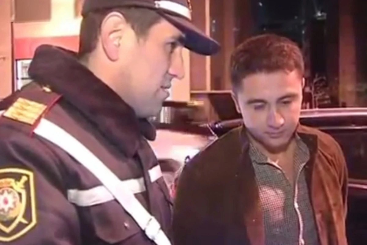 В Баку автохулиган пытался бегством скрыться от дорожной полиции (видео)
