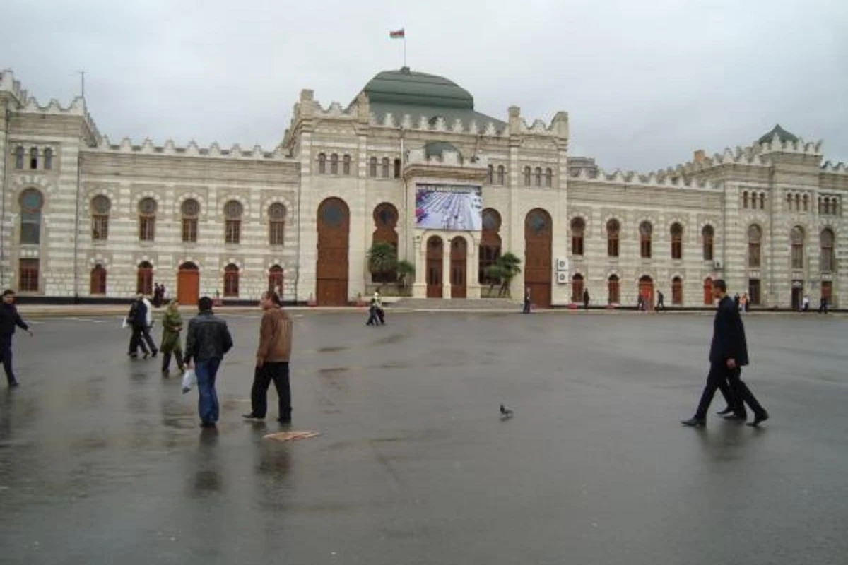 На Бакинском железнодорожном вокзале ведется масштабная реконструкция