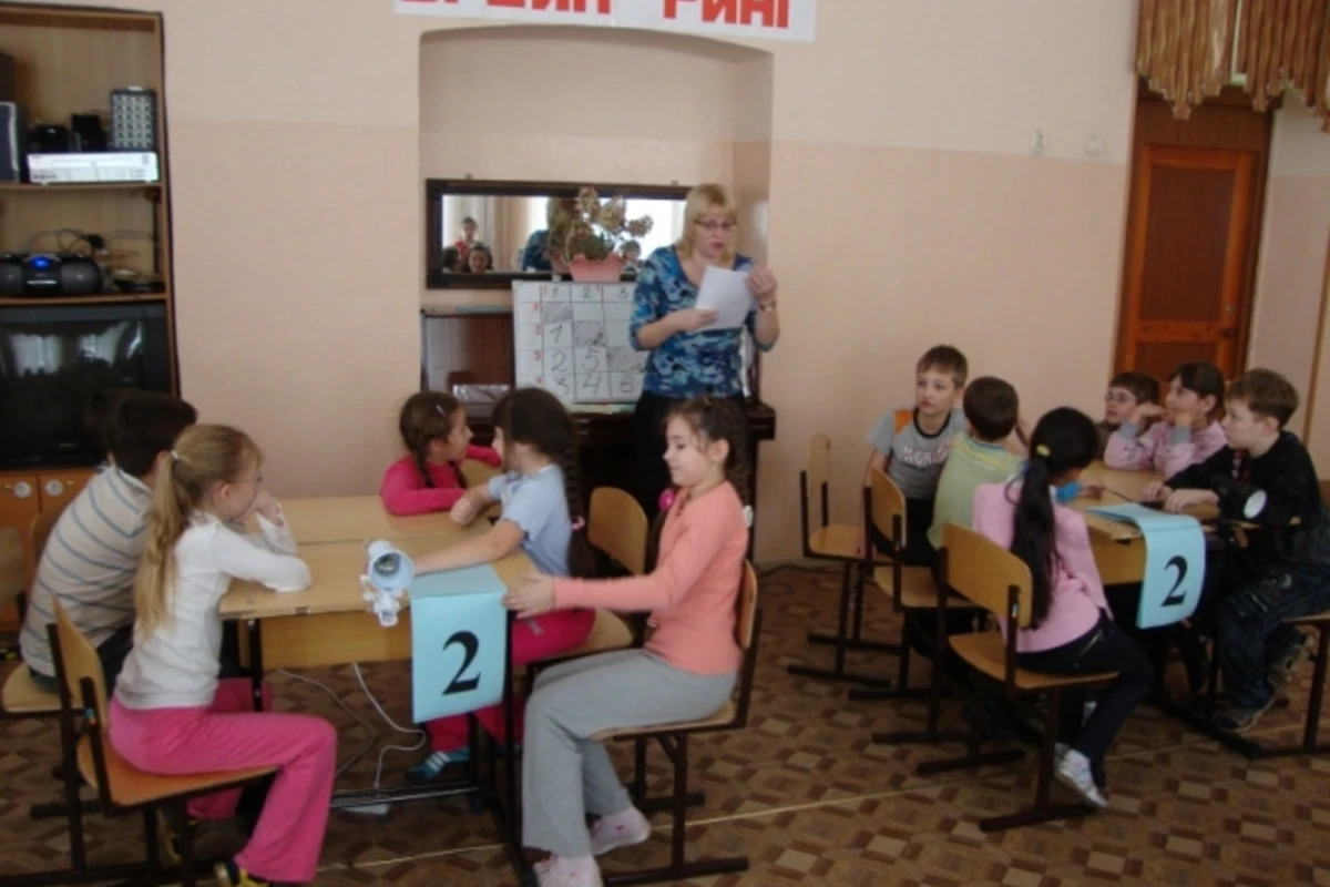 Проходит второй чемпионат Азербайджана по брейн-рингу среди школьников