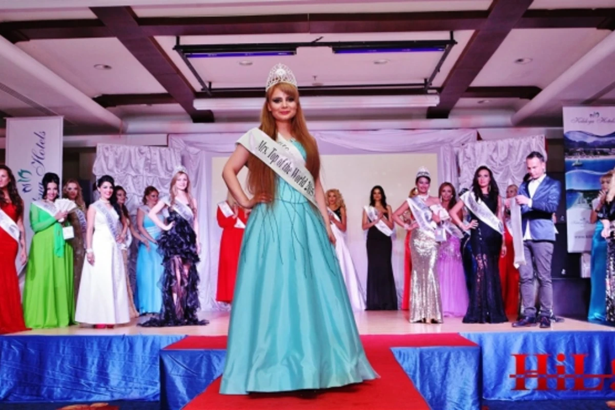 Военнослужащая из Азербайджана завоевала корону “Mrs. Top of the World”