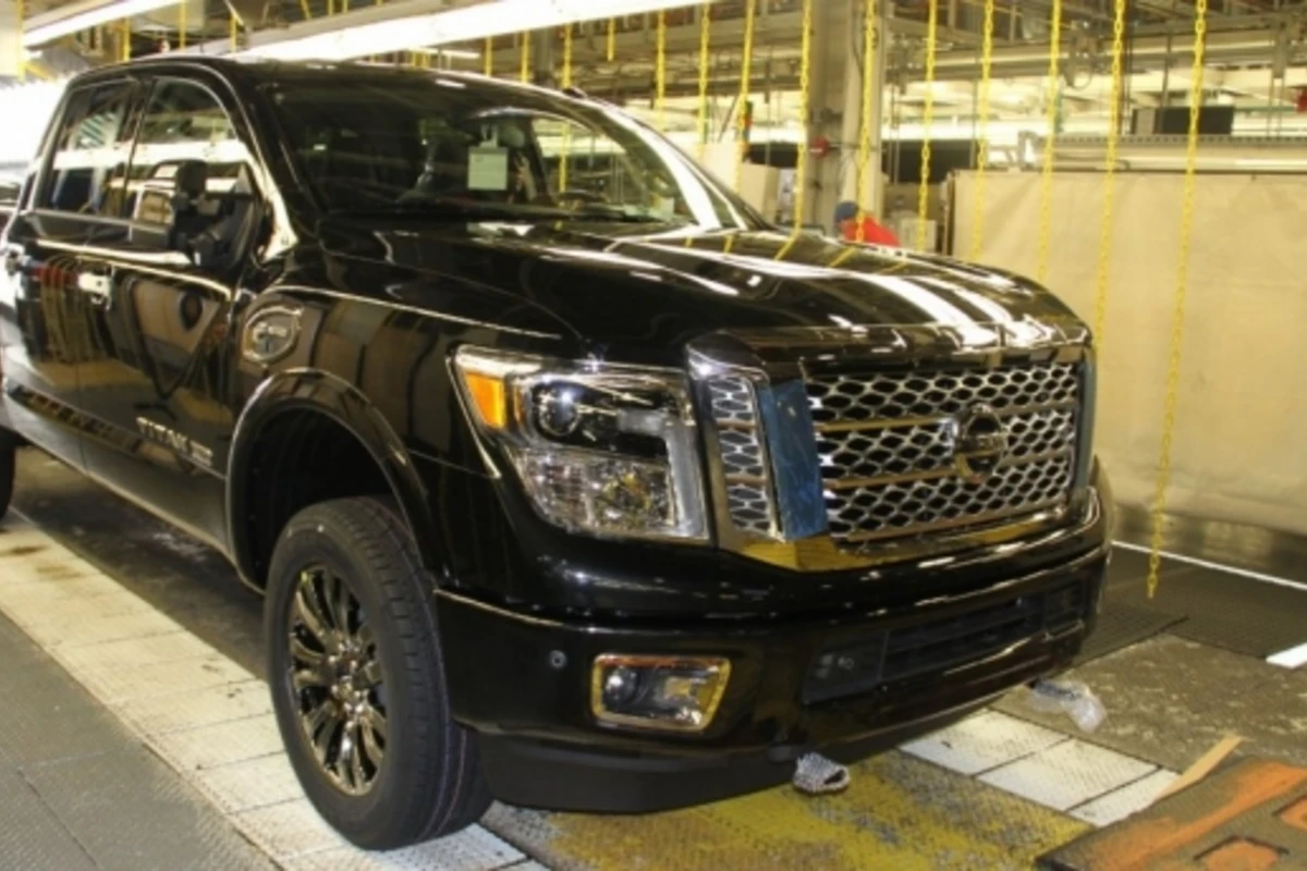 Nissan начал серийное производство нового пикапа Titan XD (видео)
