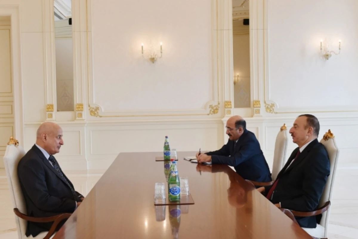 Президент Азербайджана принял генерального директора ISESCO