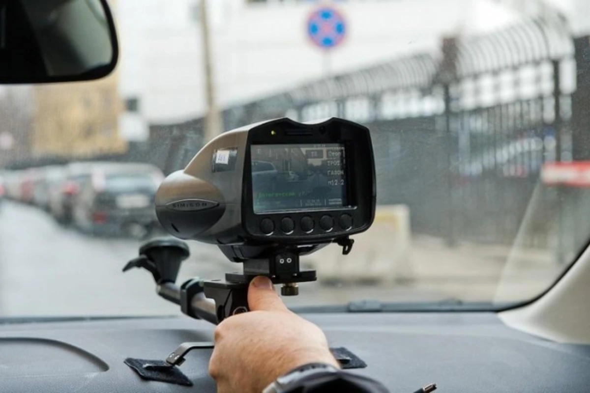 Дорожная полиция Азербайджана получит новые автомобили для скрытых патрулей (видео) Дорожная полиция Азербайджана получит новые автомобили для скрытых патрулей (видео)
