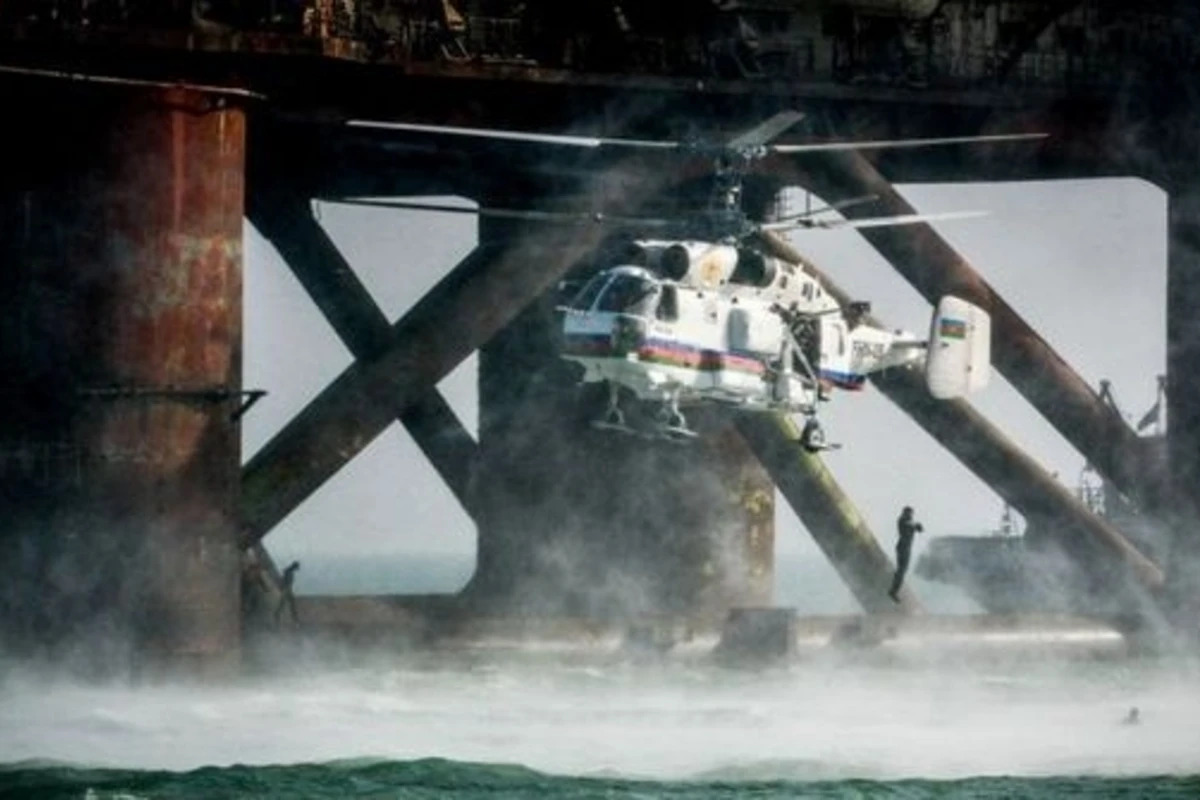 SOCAR о переброске спецштаба на 10-ю платформу