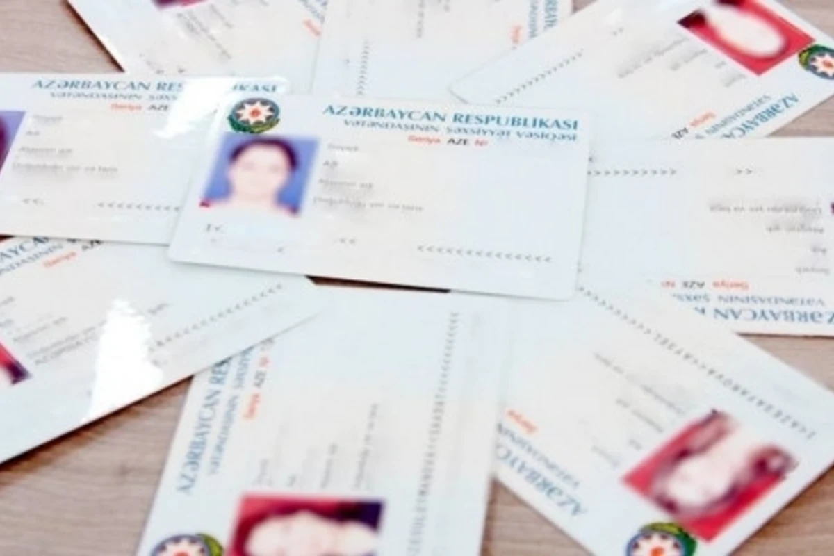 В Азербайджане лицам до 15 лет будут выдаваться удостоверения личности