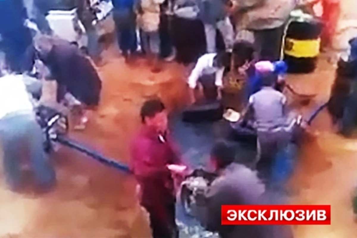 Боевики ДАИШ заставляют мирных жителей Сирии добывать для них нефть