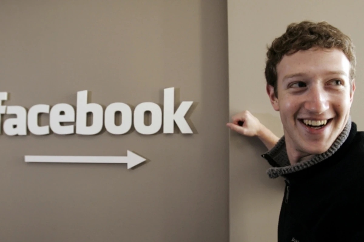 Facebook-un yaradıcısı müsəlmanların müdafiəsinə qalxdı Facebook-un yaradıcısı müsəlmanların müdafiəsinə qalxdı