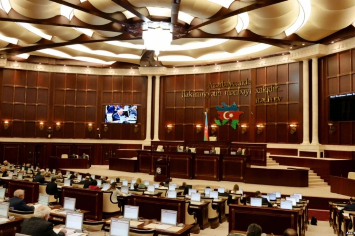 Названы дата и повестка последнего в 2015 году заседания Милли Меджлиса