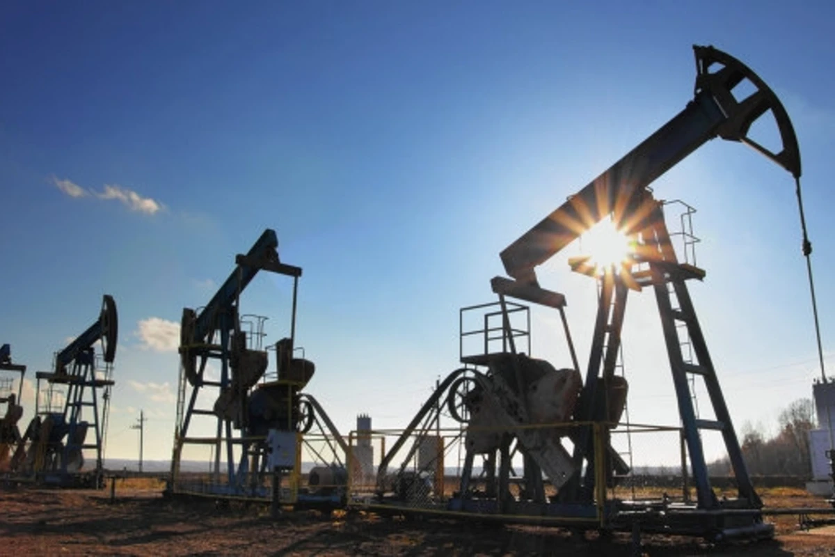 Венесуэла угрожает падением цены нефти до 27 долл. за баррель