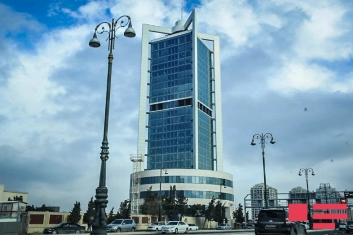 Госнефтефонд возобновил продажу валюты на валютном рынке