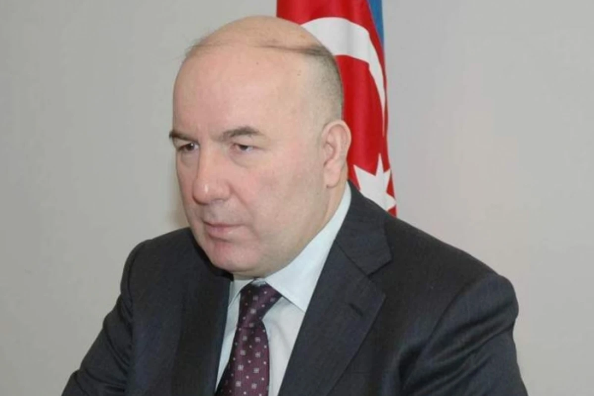 Азербайджан вводит 20%-ный сбор при вывозе валюты из страны