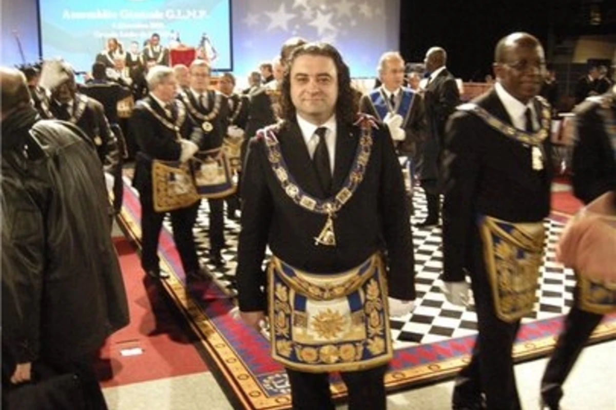Rusiya Böyük Mason Lojasının Ali ustadı Azərbaycana müraciət etdi Rusiya Böyük Mason Lojasının Ali ustadı Azərbaycana müraciət etdi